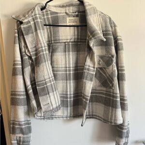 Ashley By 26 International Women's Cream and Gray Plaid Teddy Jacket